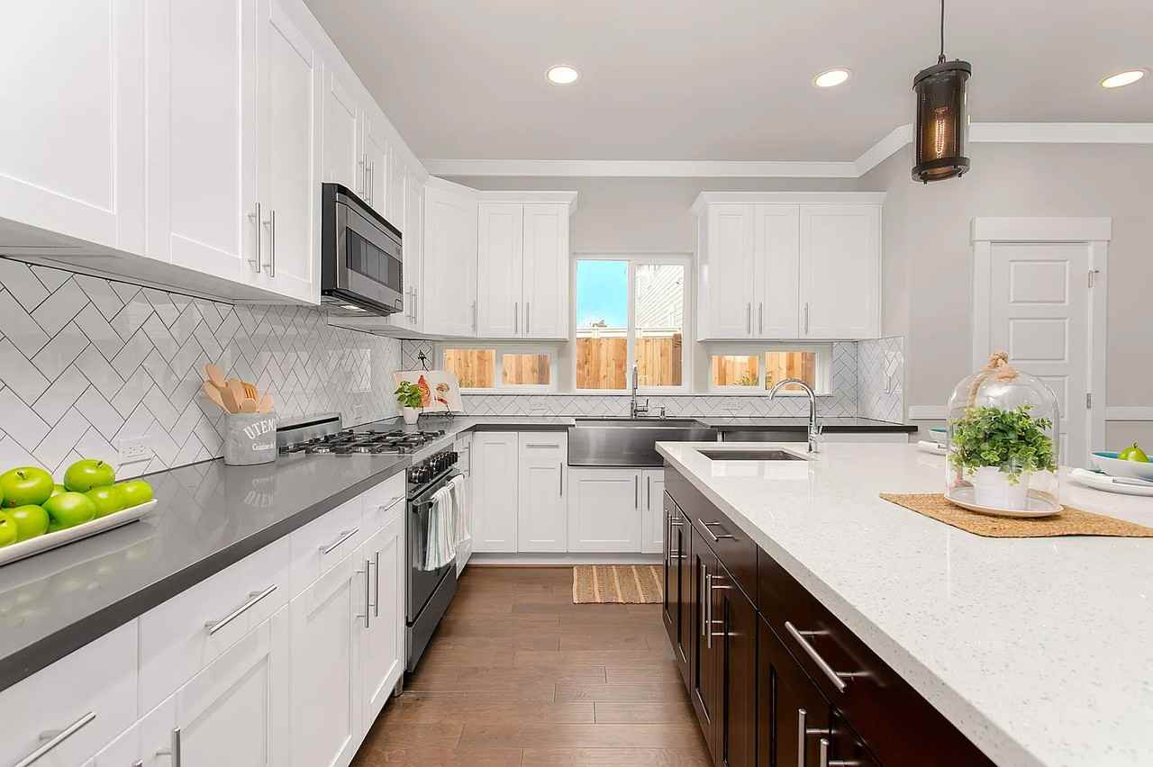 11330 Se 192nd St #1 - Photo 3 of 24