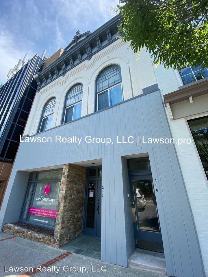 214 E Main St - Photo 2 of 44