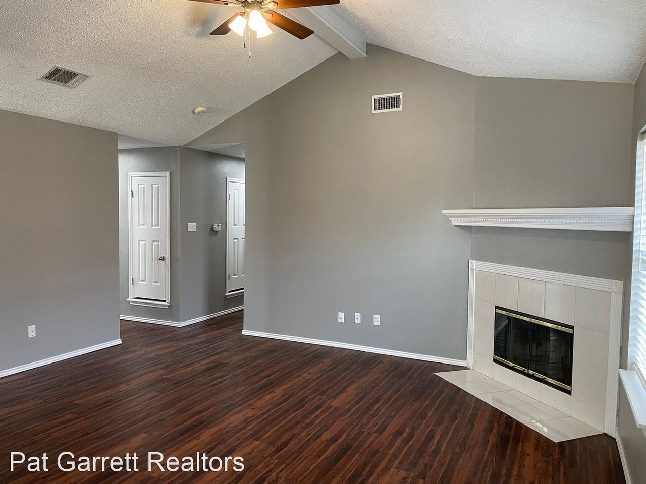 2805 86th St - Photo 3 of 15