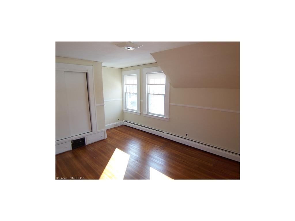 136 Bloomfield Ave - Photo 2 of 14