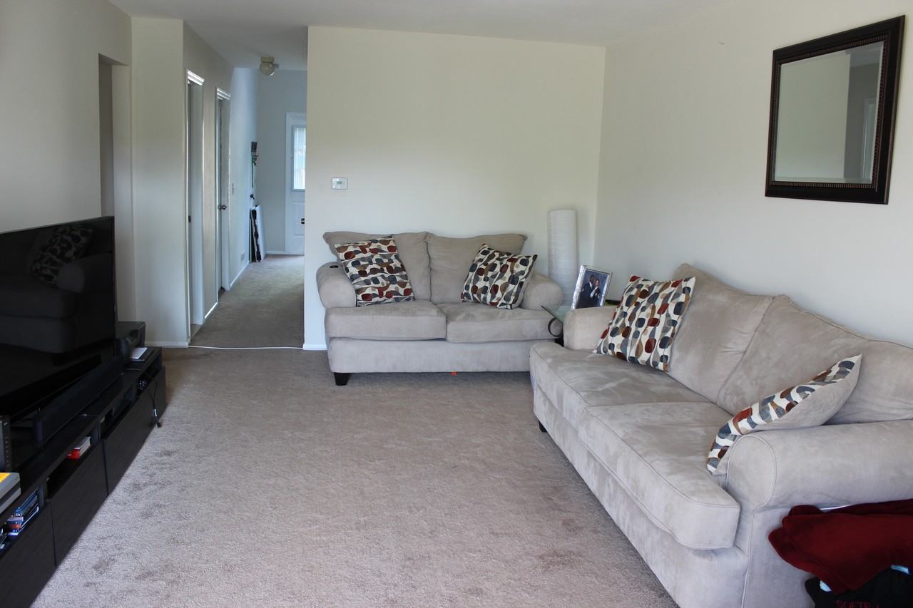 40 Coriander Dr - Photo 3 of 7