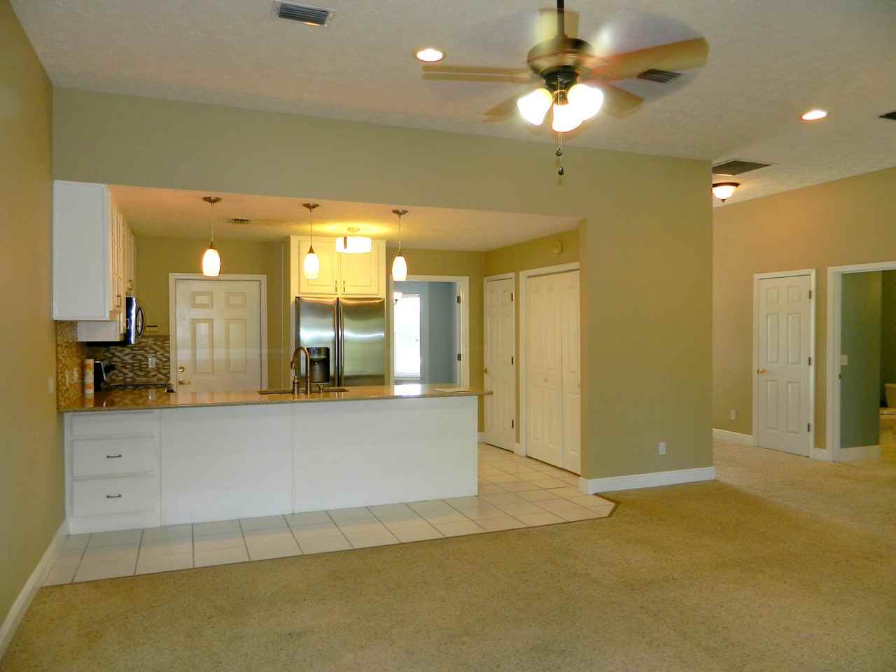 101 Palm Harbour Blvd - Photo 3 of 11