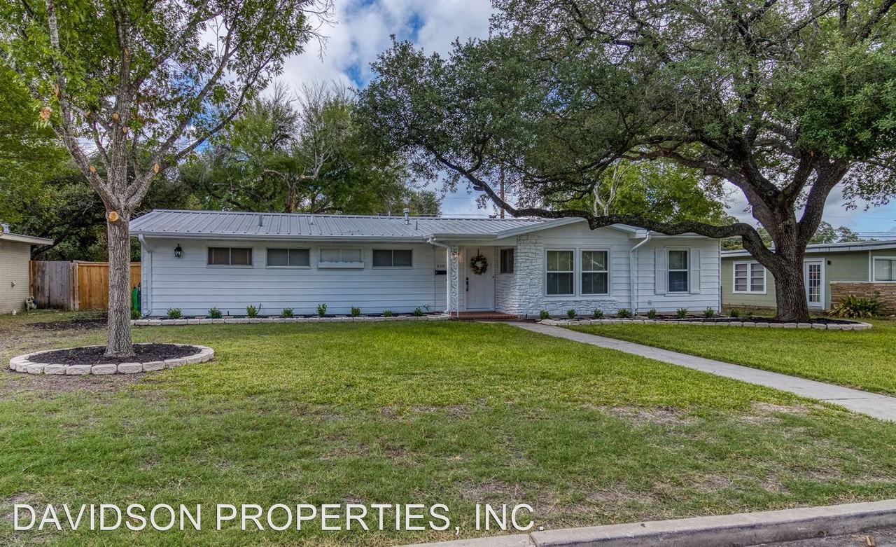 518 Brightwood Pl - Photo 2 of 28