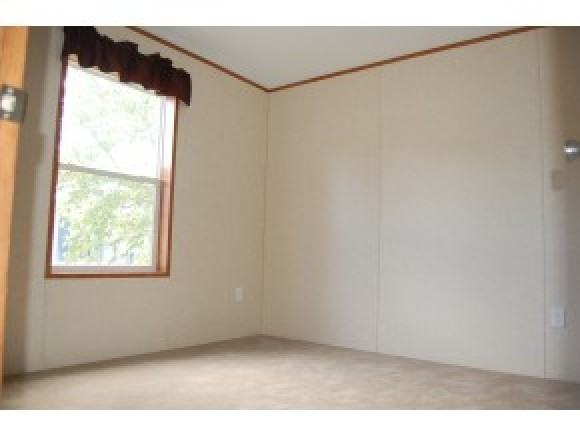 17 Springbrook St - Photo 3 of 3