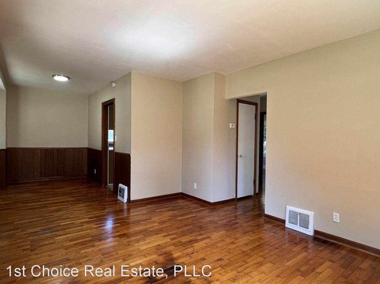 1412 N Jenison Ave - Photo 3 of 10