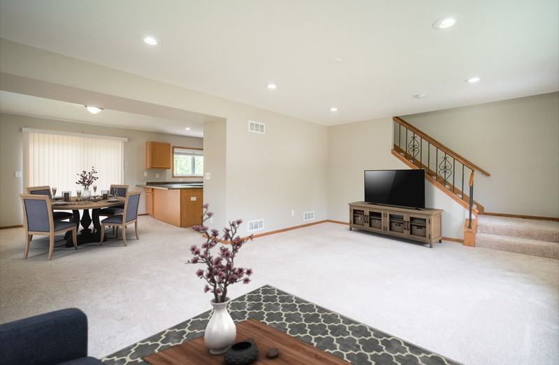 1586 Highland Ave - Photo 3 of 16