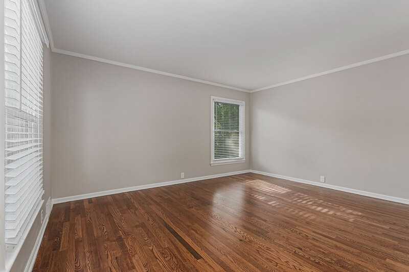 6836 Nw Birch Ct - Photo 3 of 23