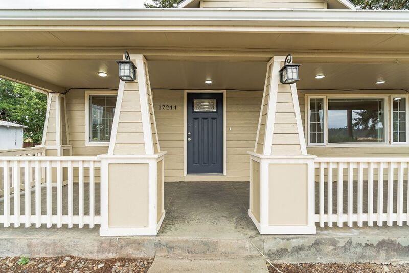 17244 Harris Ln Se - Photo 2 of 20