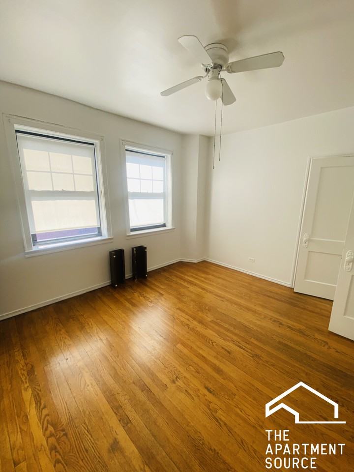 3252 Maple Ave #3B - Photo 5 of 10