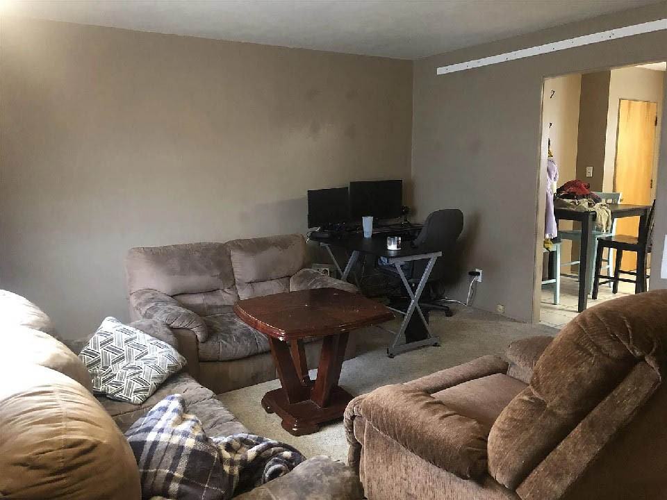 136 Borah Ave - Photo 3 of 7