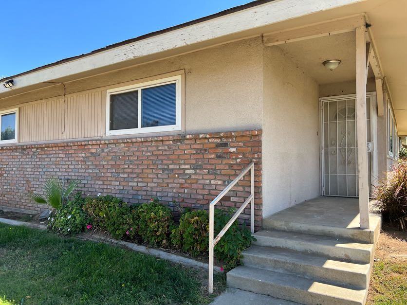 3661 Wilbur St - Photo 2 of 14