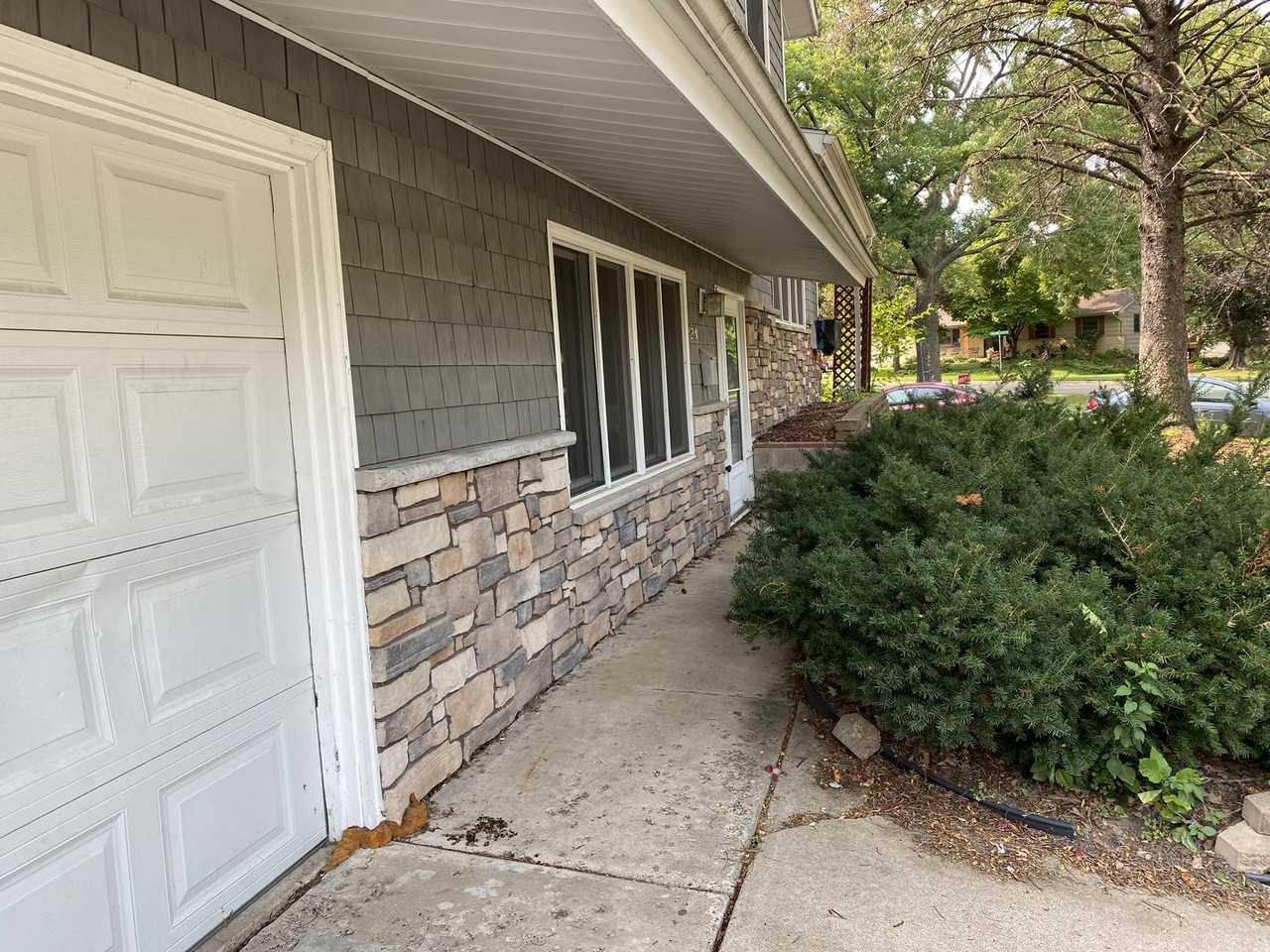 8201 35th Ave N - Photo 2 of 22