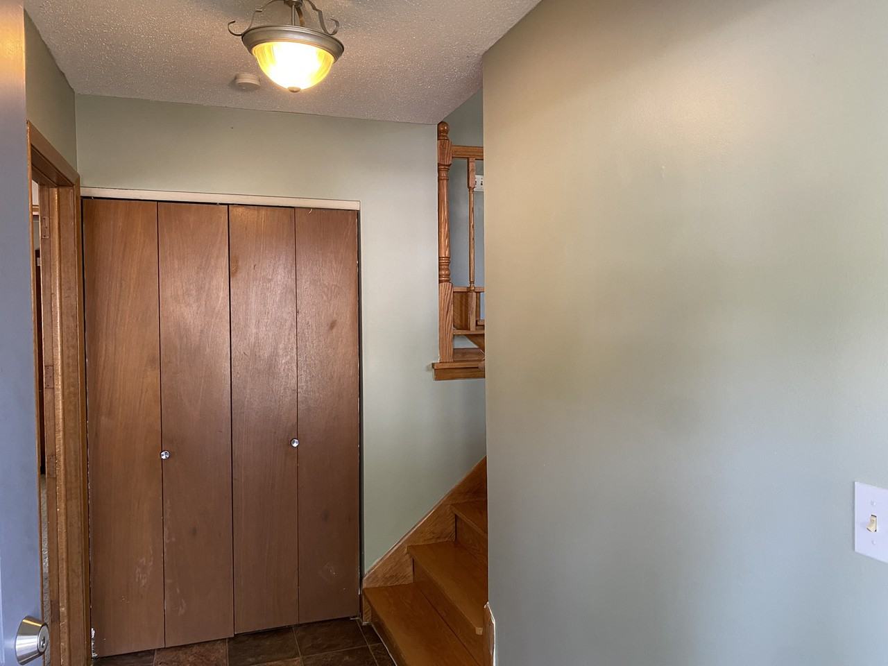 8201 35th Ave N - Photo 3 of 22