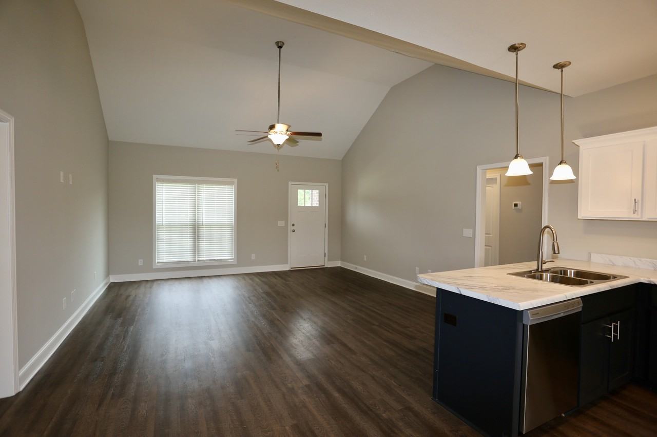 515 Winter Way - Photo 6 of 20