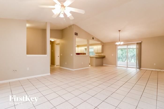 2413 Timbercreek Loop E - Photo 3 of 15