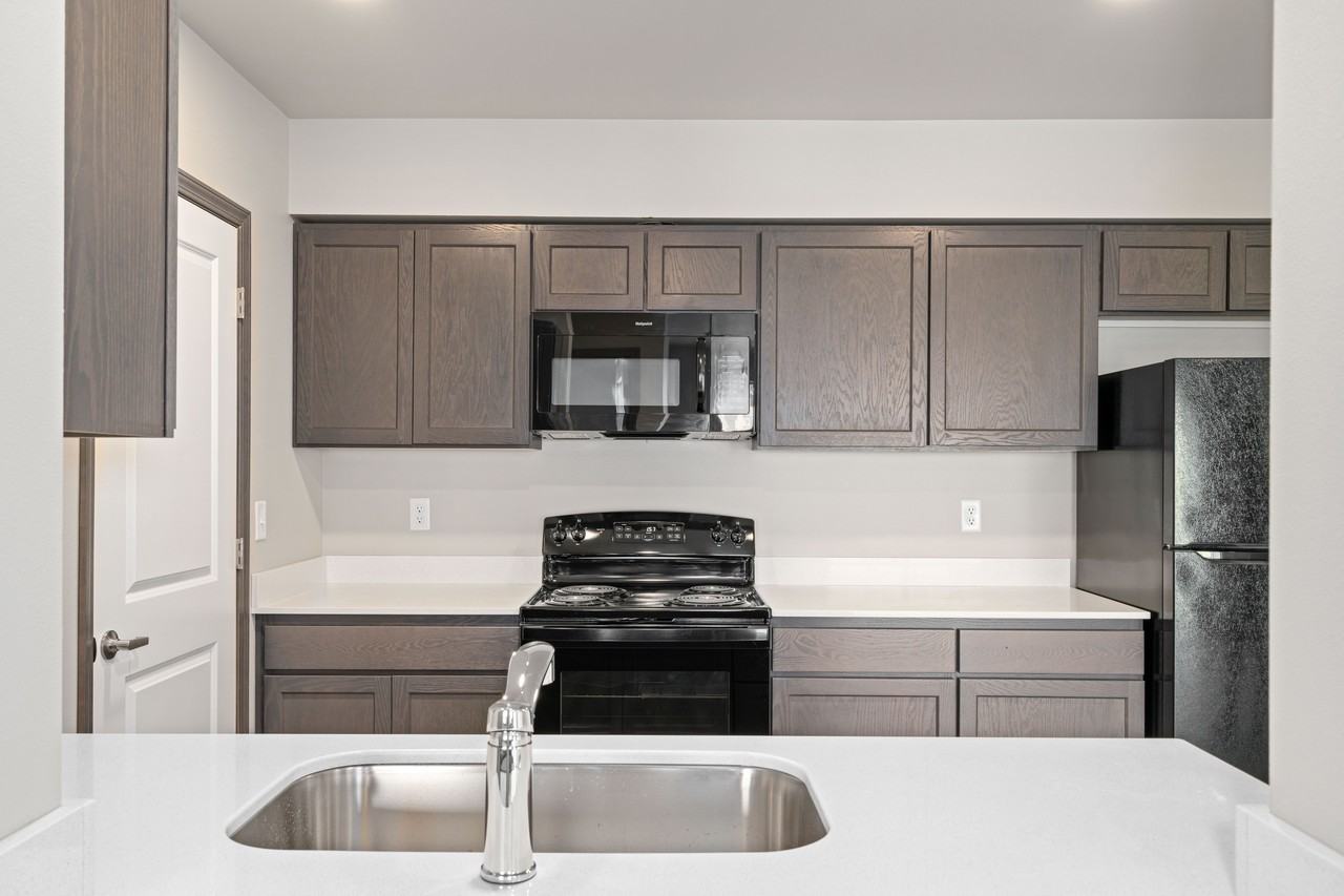 Pioneer Apartments - Photo 7 of 91