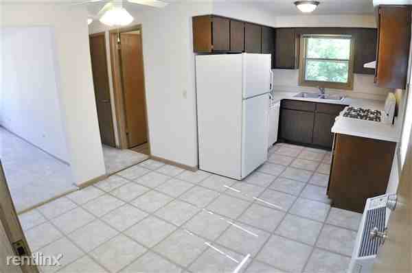 1469 Ashland Ave - Photo 3 of 13