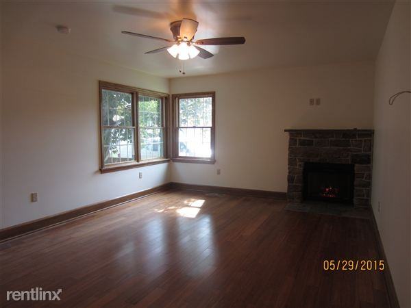 141 S Greenview Rd - Photo 2 of 10