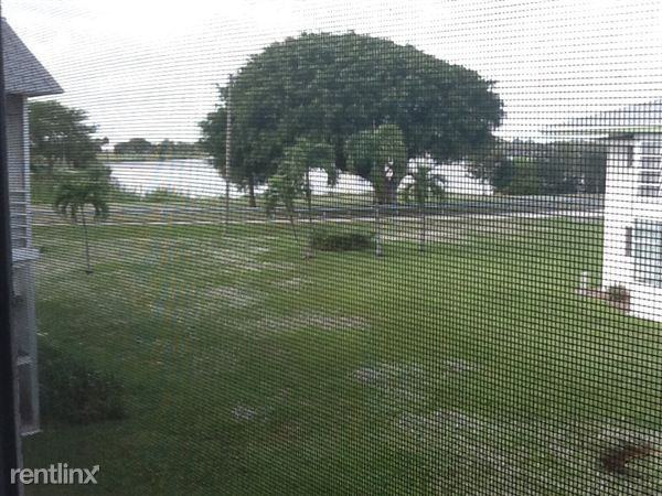 2440 lake osborne dr. Apto 107 - Photo 3 of 4