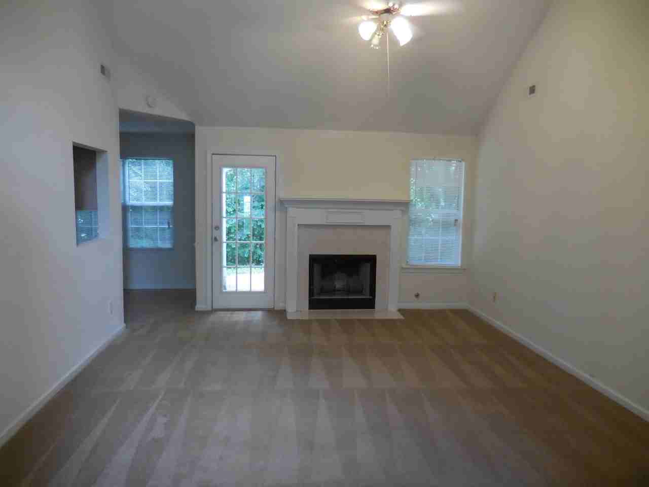 635 Beaver Run Trce - Photo 3 of 20