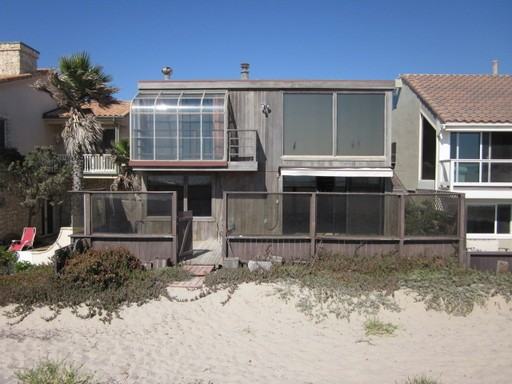 3373 Ocean Dr - Photo 2 of 36