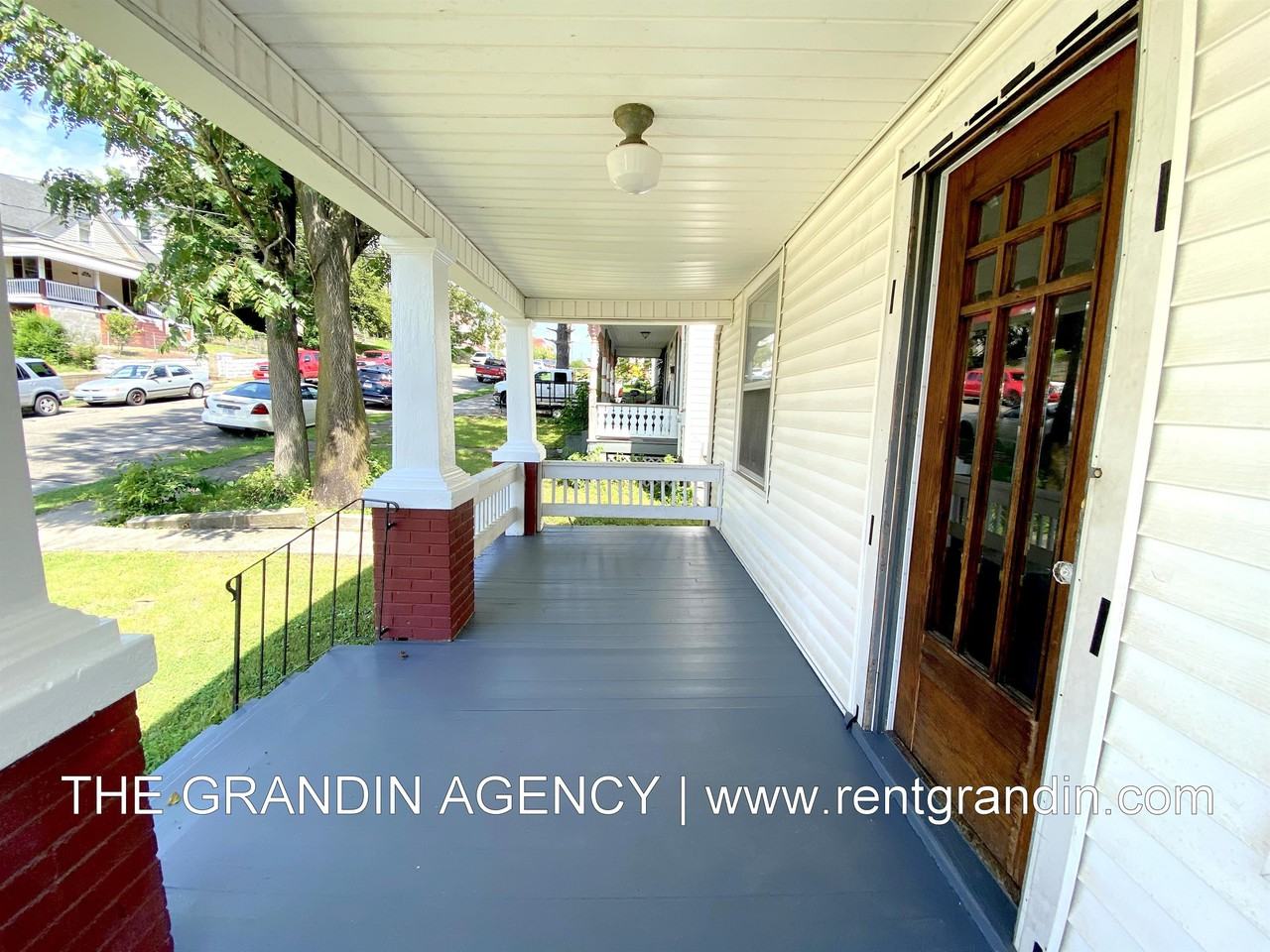 1129 Stewart Ave Se #1 - Photo 2 of 24