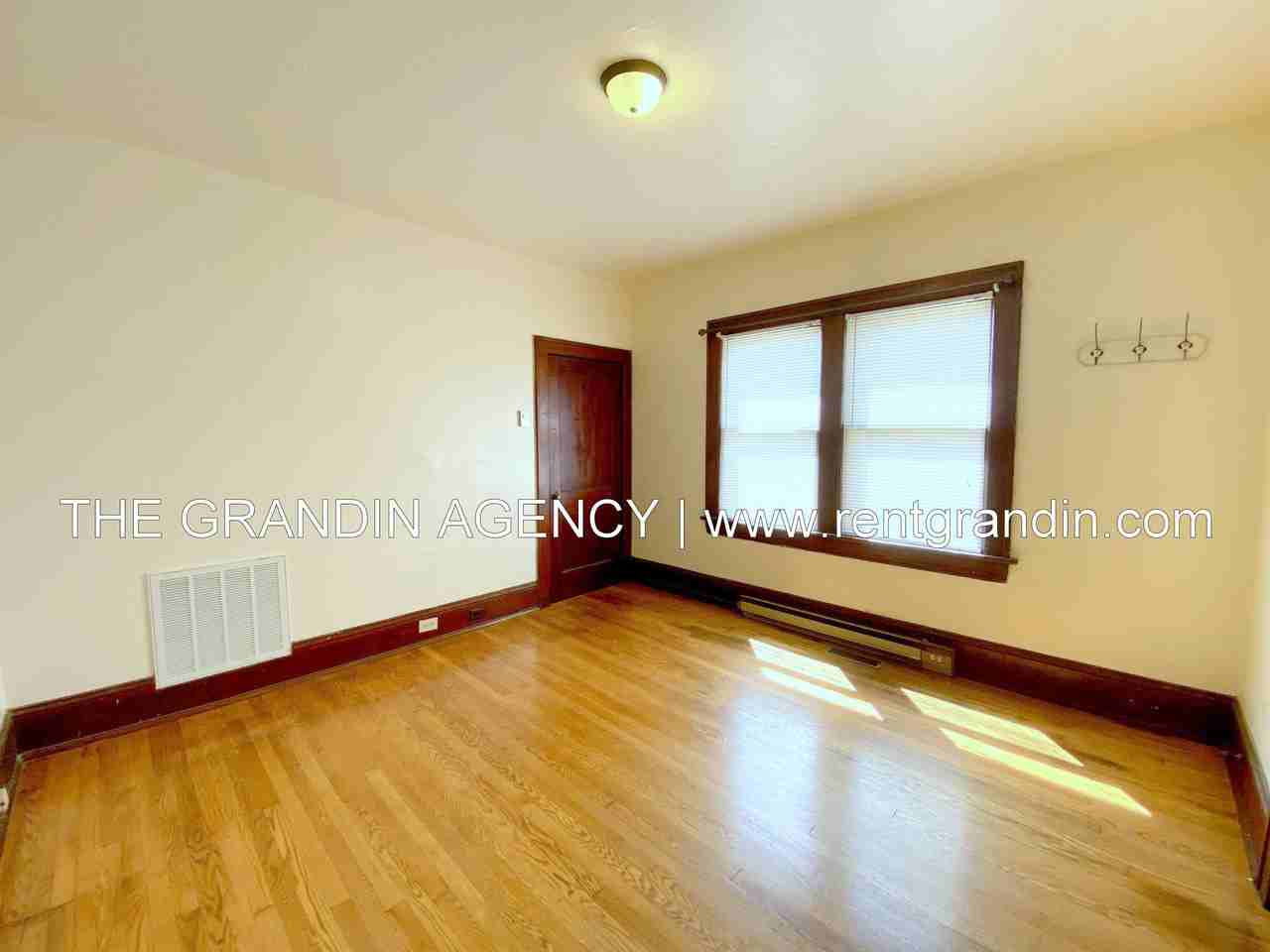 1129 Stewart Ave Se #1 - Photo 6 of 24