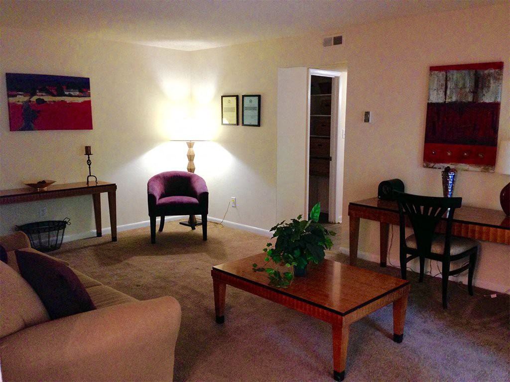 Brentwood West - Photo 4 of 10