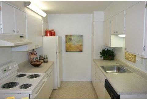 Brentwood West - Photo 7 of 10