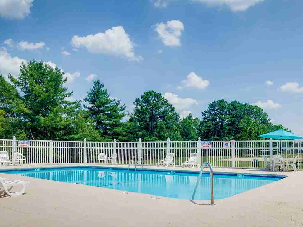 Quail Ridge Apartments - Photo 2 of 17