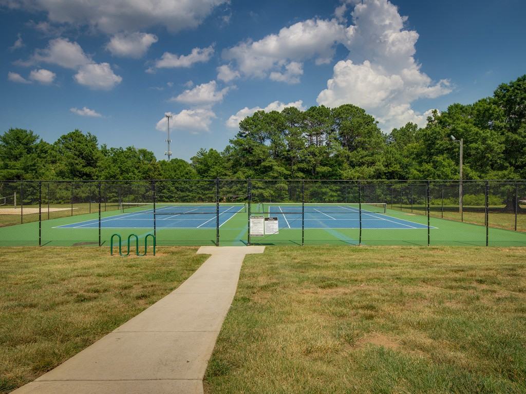 Quail Ridge Apartments - Photo 4 of 17