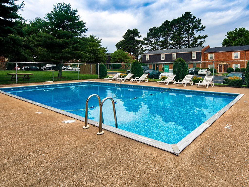 Saddlewood Apartments & Townhomes - Photo 5 of 23