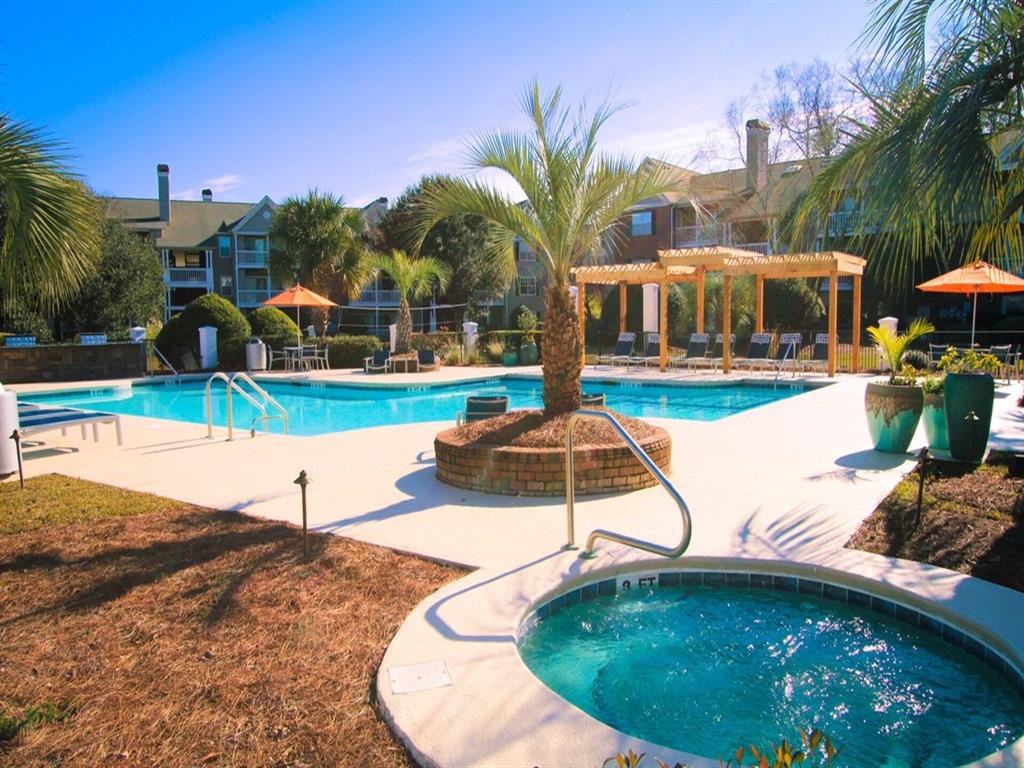 Georgetown Crossing - Photo 2 of 15