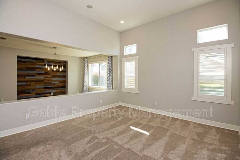 30162 Kessler Ct - Photo 3 of 41