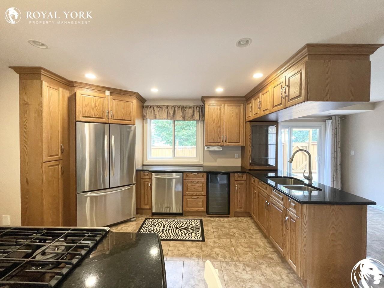 452 Bridge St W - Photo 3 of 50