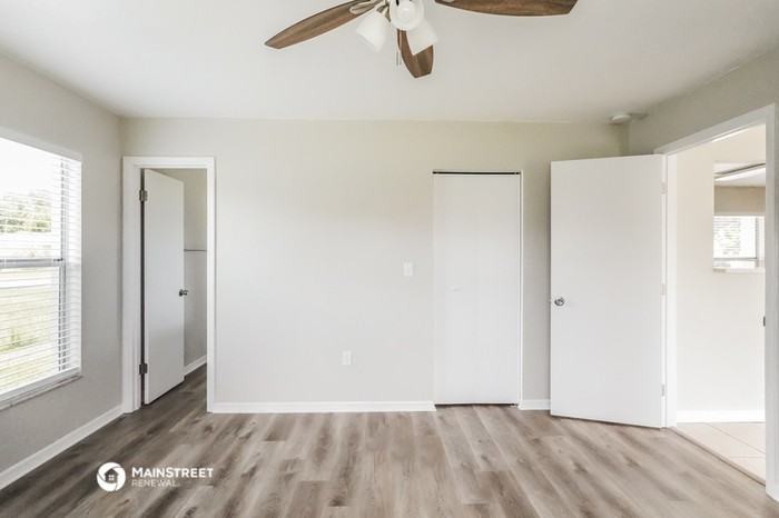 712 Wedge Ln - Photo 3 of 16