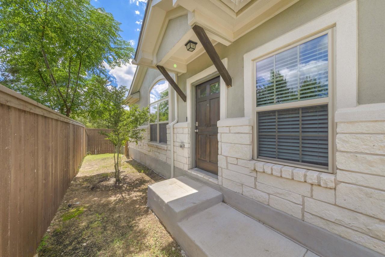 111 Thelonious Dr #1 - Photo 2 of 23
