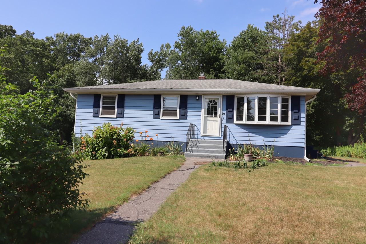 24 Kathy Drive - Photo 3 of 23