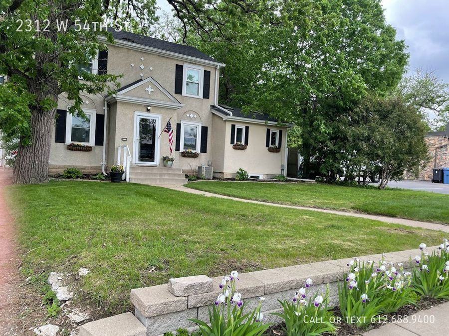 2312 W 54th St - Photo 2 of 23
