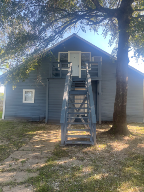 1103 East Moore Avenue #C - Photo 3 of 9