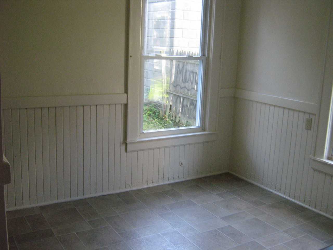 121 Sedgwick St #1 - Photo 6 of 17