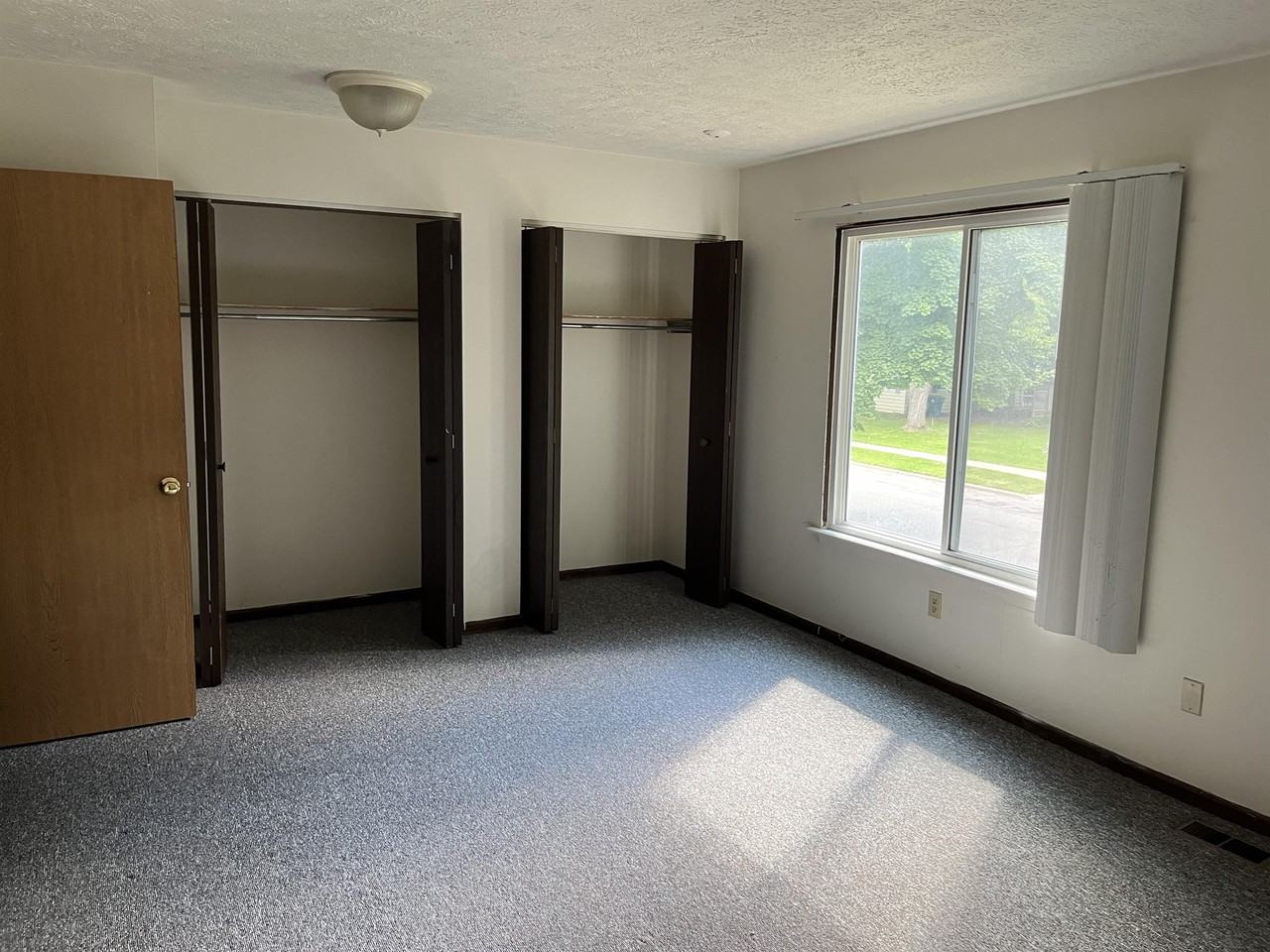 438 Spartan Ave #438 - Photo 3 of 17