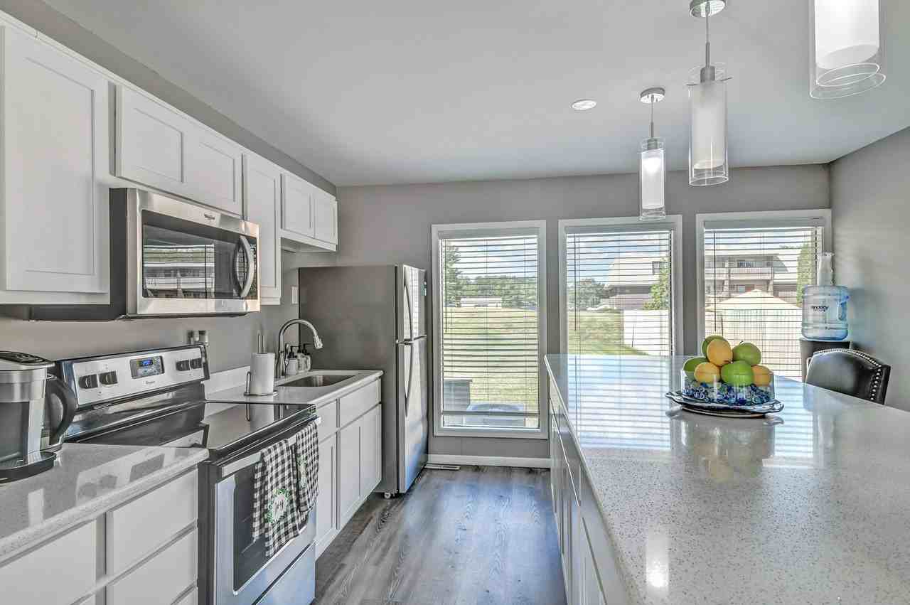 Cypress Pointe - Photo 2 of 50