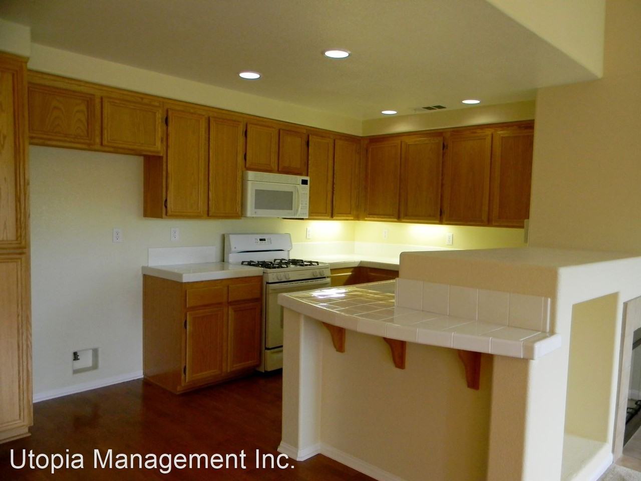 1214 Stagecoach Trail Loop - Photo 3 of 17