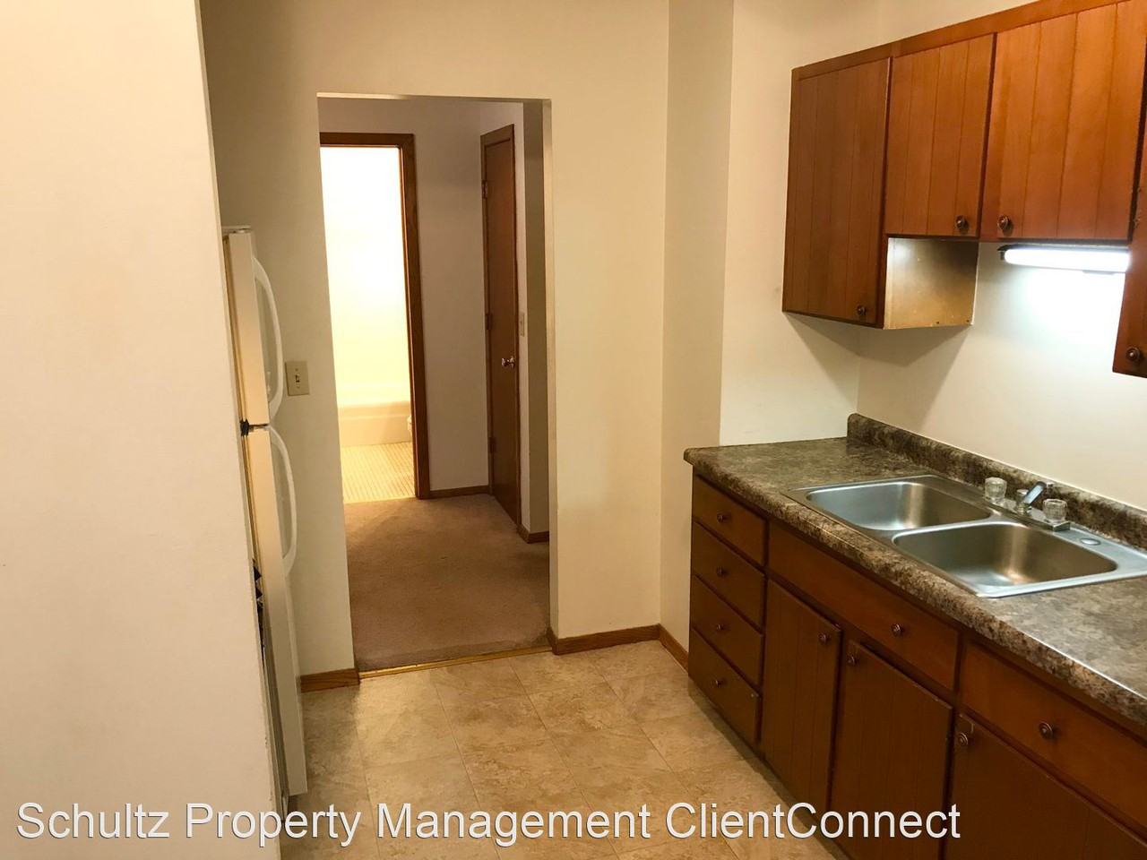 3825 Robert Place Apartments 3825 Robert Pl, Stevens Point, WI 54481