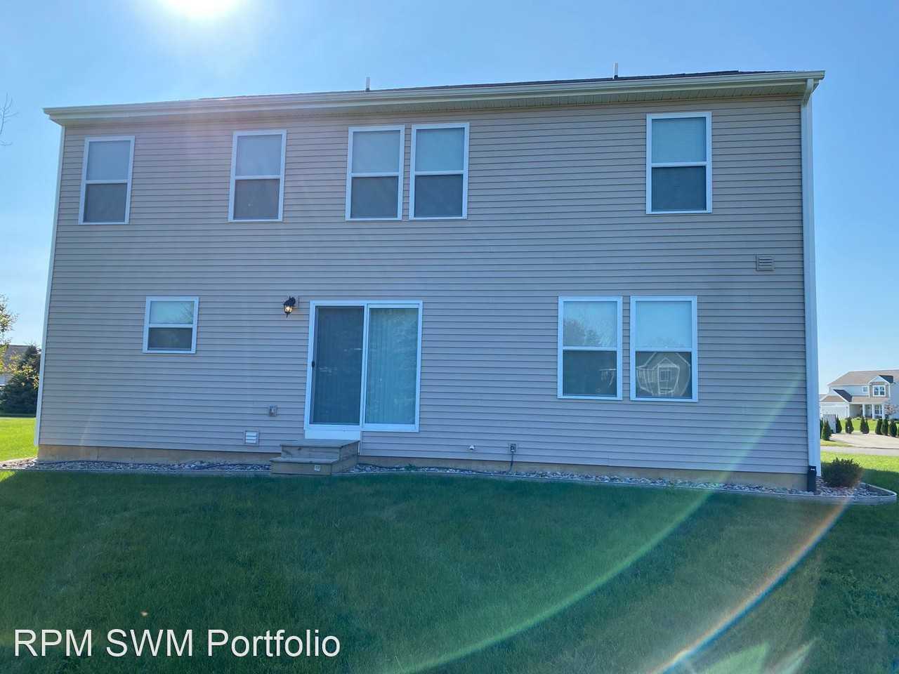 1433 Solak Ct - Photo 3 of 15