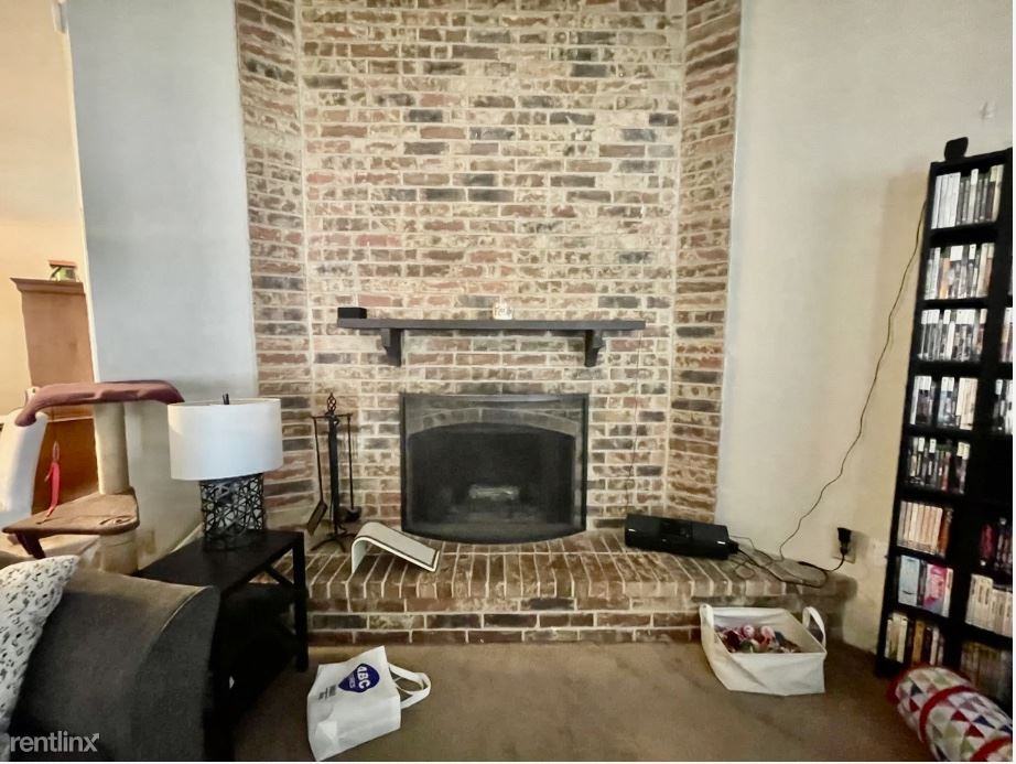 5649 N Colony Blvd - Photo 3 of 6
