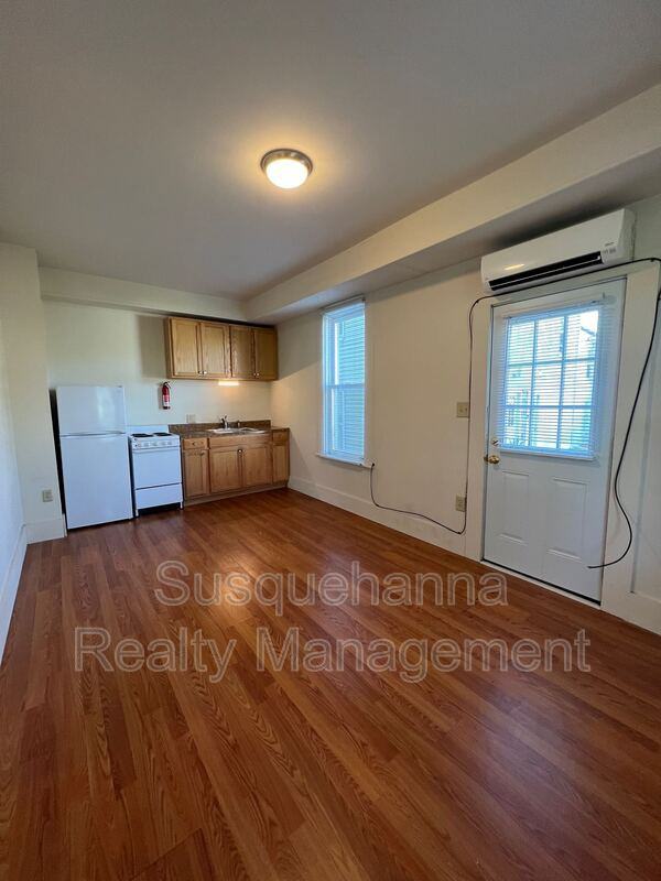 175 East Derry Road #E - Photo 6 of 8