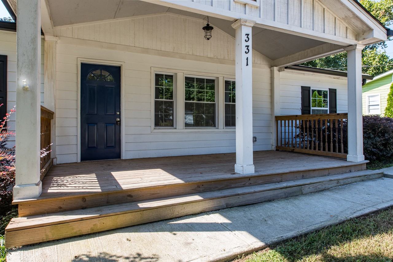 331 Camilla Cir Sw - Photo 2 of 18