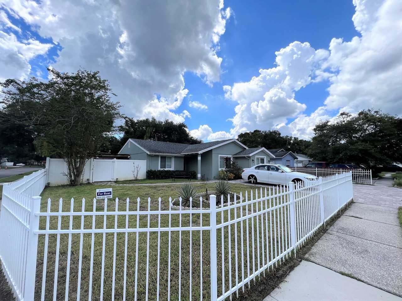12602 Nicole Ln - Photo 2 of 21